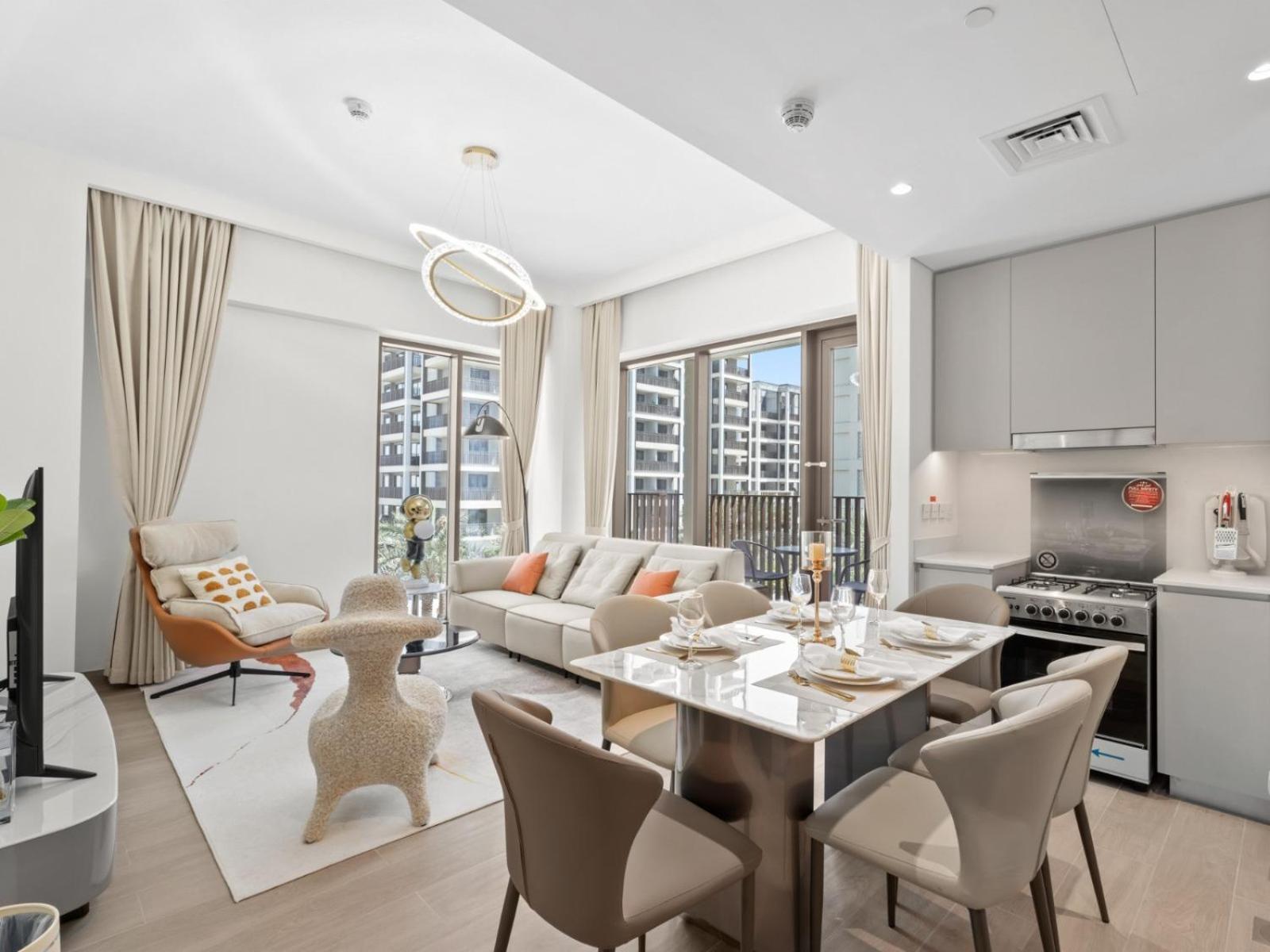 Apartment Creekside Charm Homely 2br In Lotus 2 Dubai